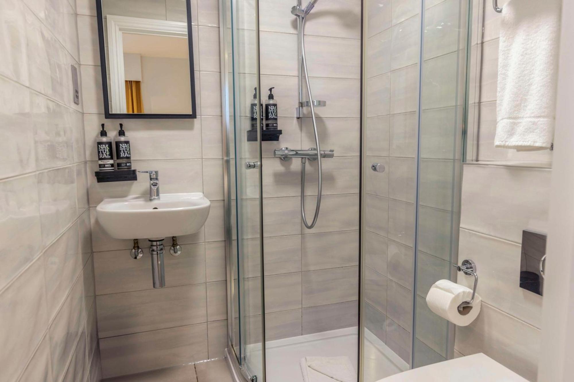 Best Western Kensington Olympia Hotel Лондон Екстер'єр фото