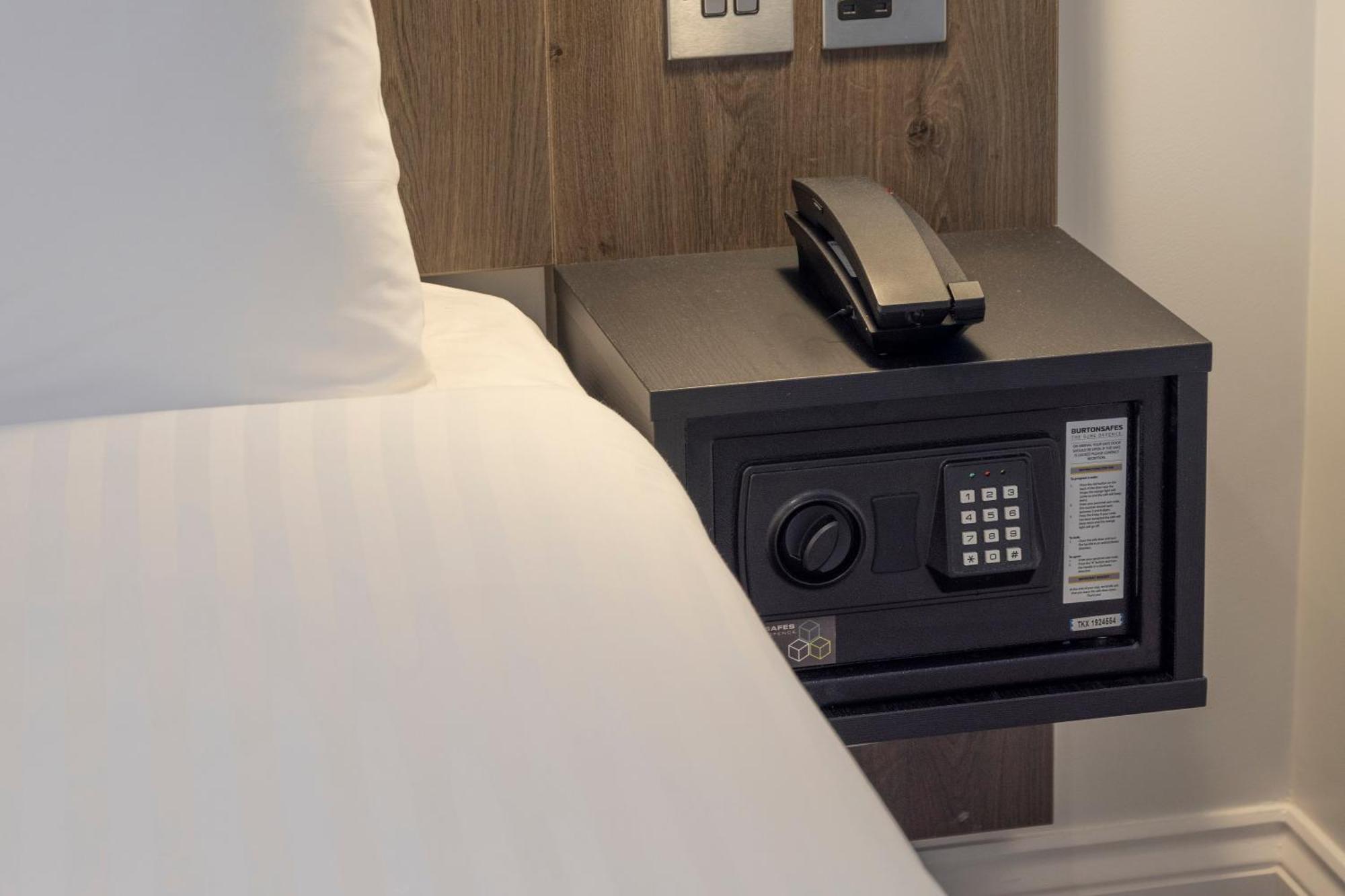 Best Western Kensington Olympia Hotel Лондон Екстер'єр фото