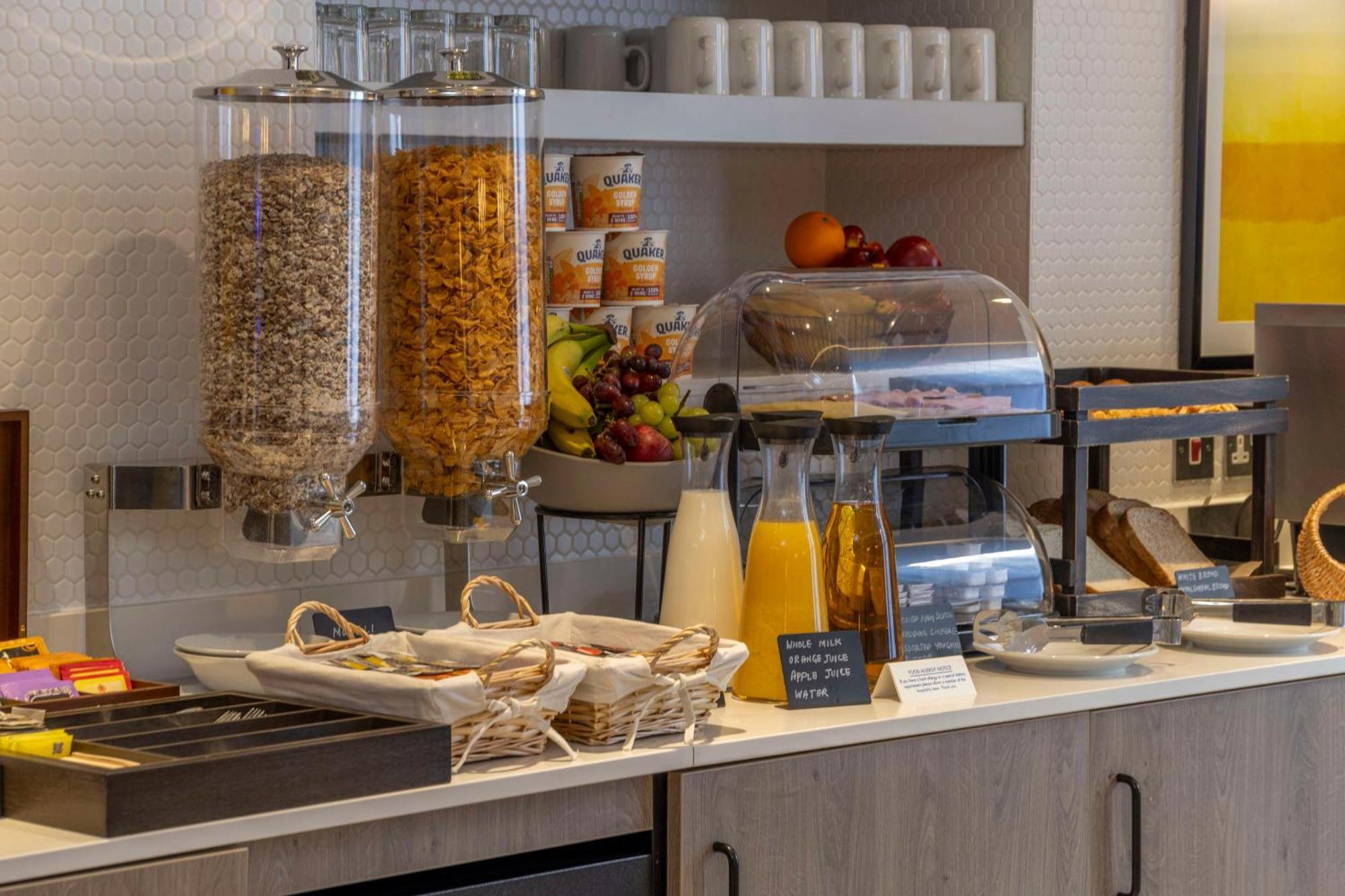 Best Western Kensington Olympia Hotel Лондон Екстер'єр фото