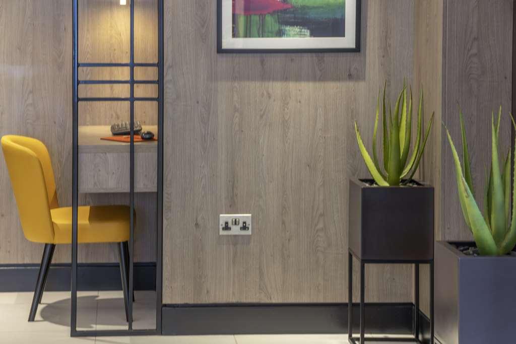 Best Western Kensington Olympia Hotel Лондон Екстер'єр фото
